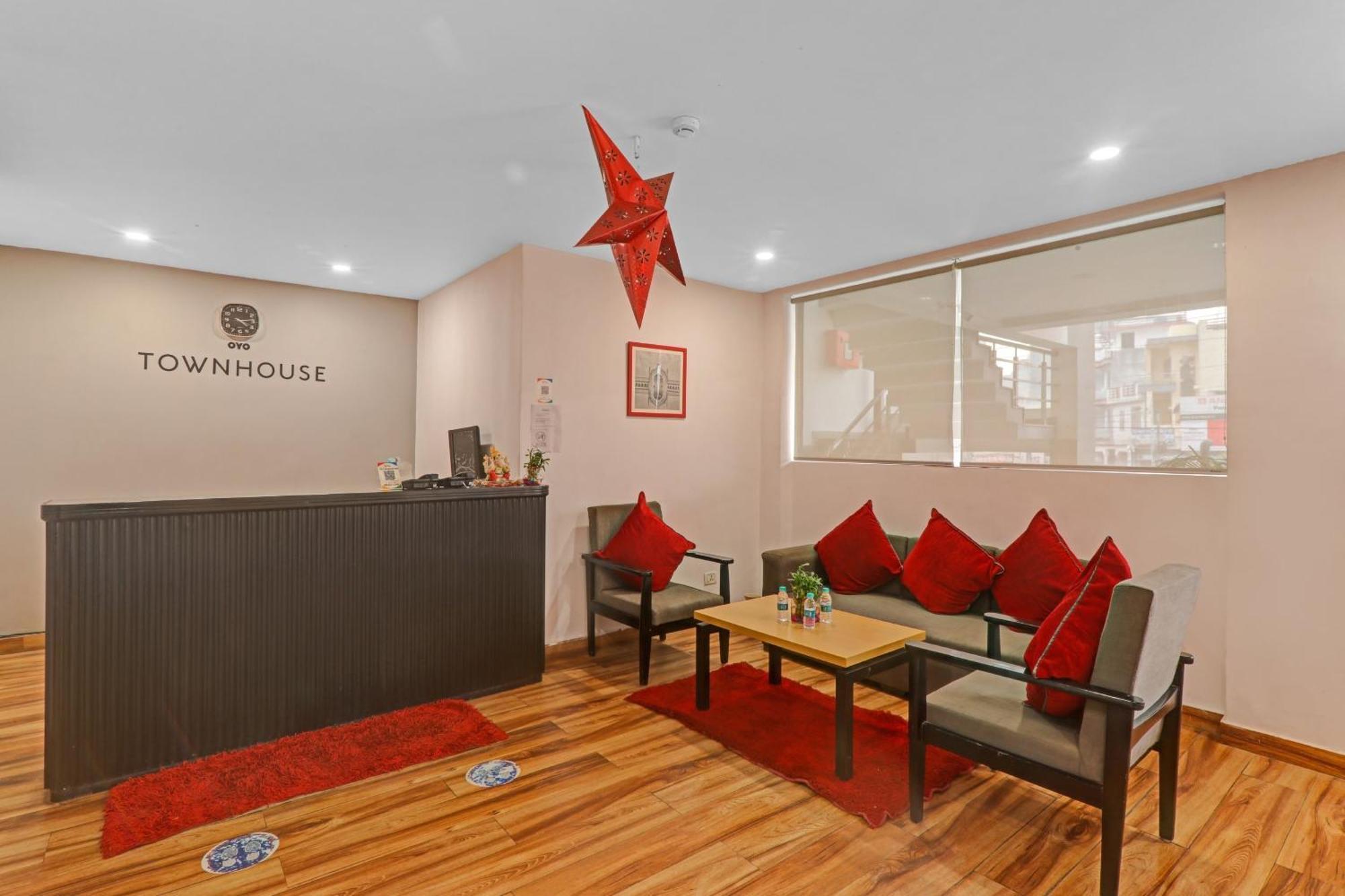 Townhouse The Shubham 호텔 Bijnaur 외부 사진