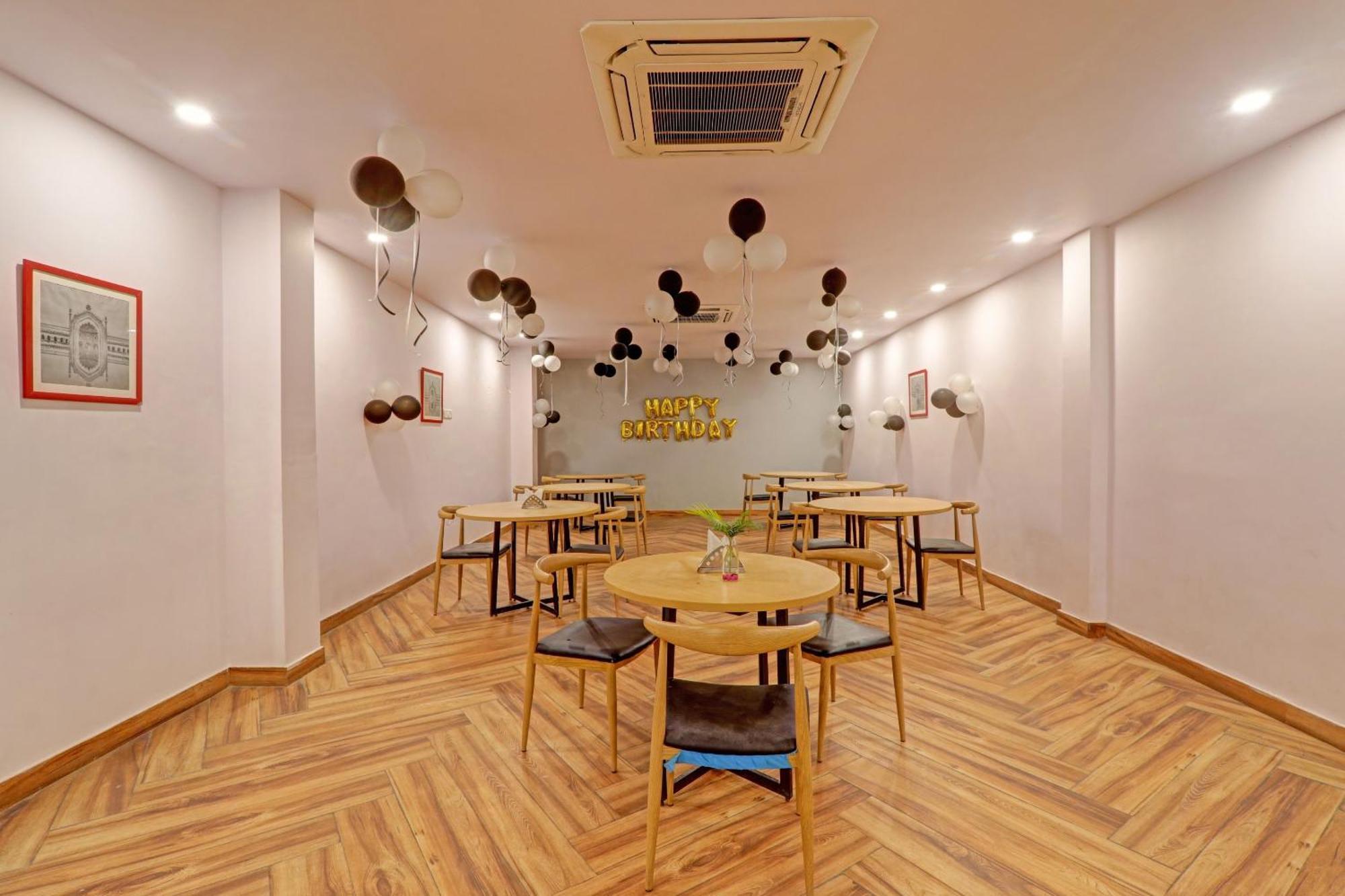 Townhouse The Shubham 호텔 Bijnaur 외부 사진
